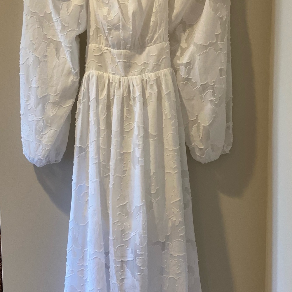Lulu's White Floral Dress